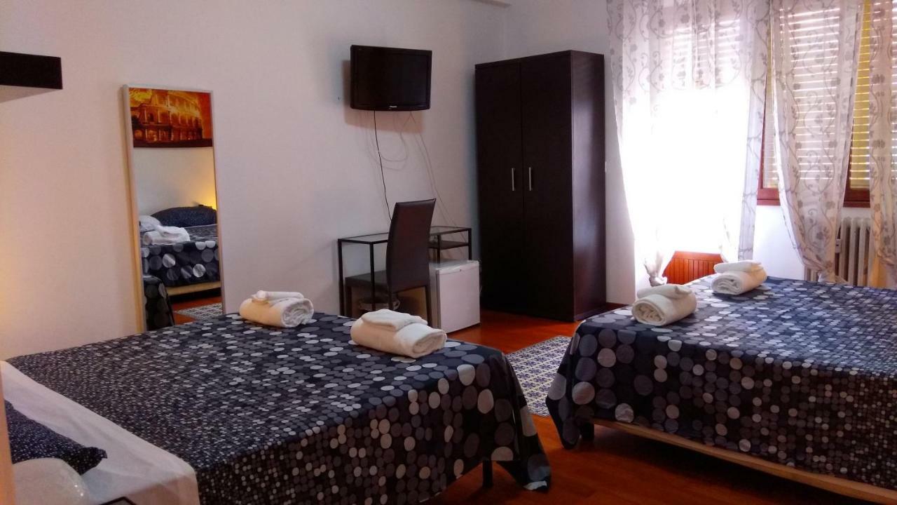לינה וארוחת בוקר רומא Cornelia Relais מראה חיצוני תמונה